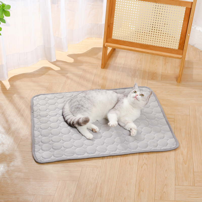 Охлаждающий коврик для собак и – обзор и цена Cooling Blanket Hot Sleepers
